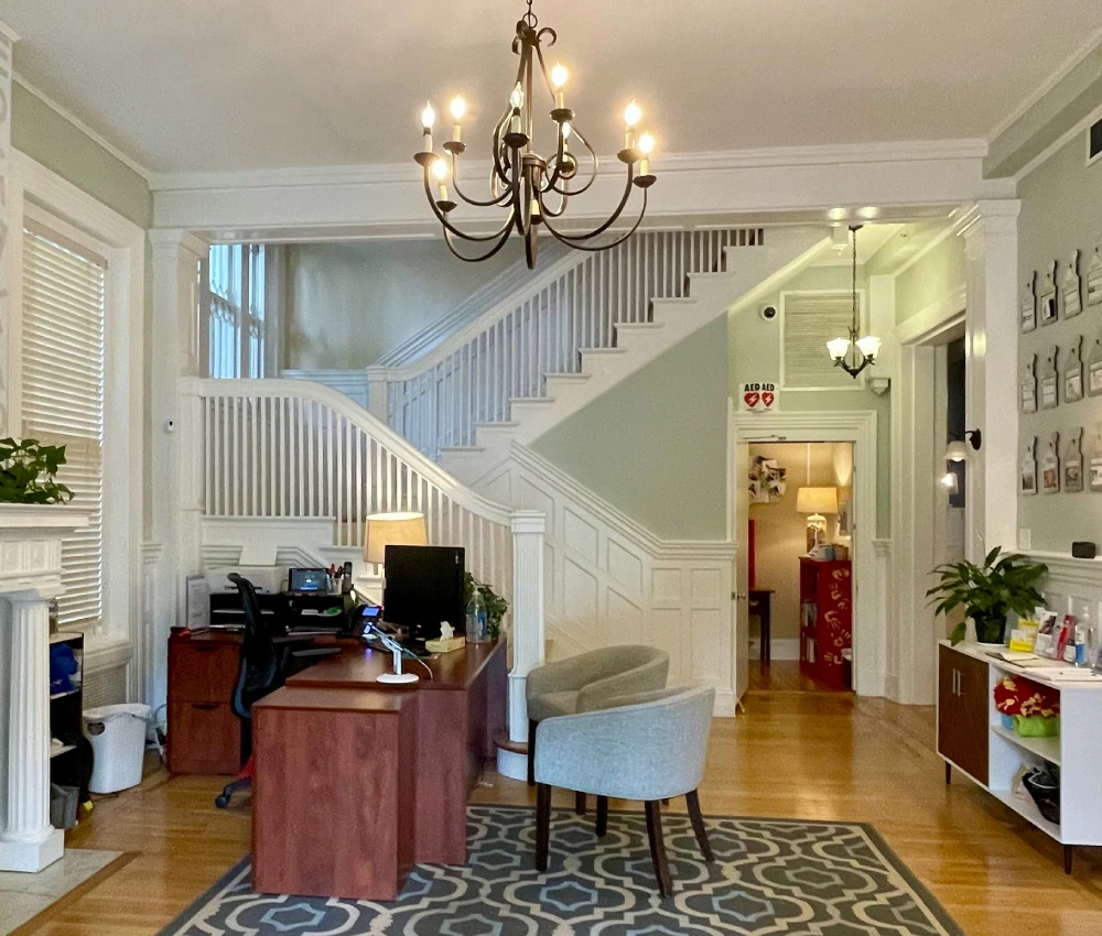 Ronald McDonald House richmond front desk reception area